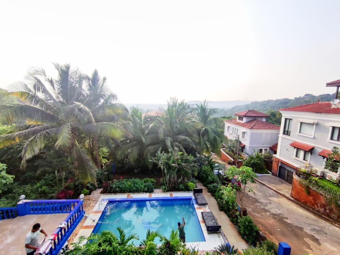 Amazing Hilltop 4 Bhk Villa With Private Pool Near Candolim Kültér fotó
